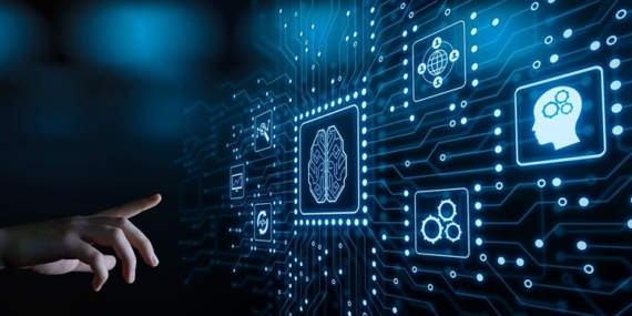 Teknolojinin Yaşamdaki Rolü: Uzman Bir Bakış