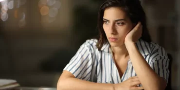 Kadınların Kendini Yetersiz Hissetmesine Yol Açan 8 Düşünce