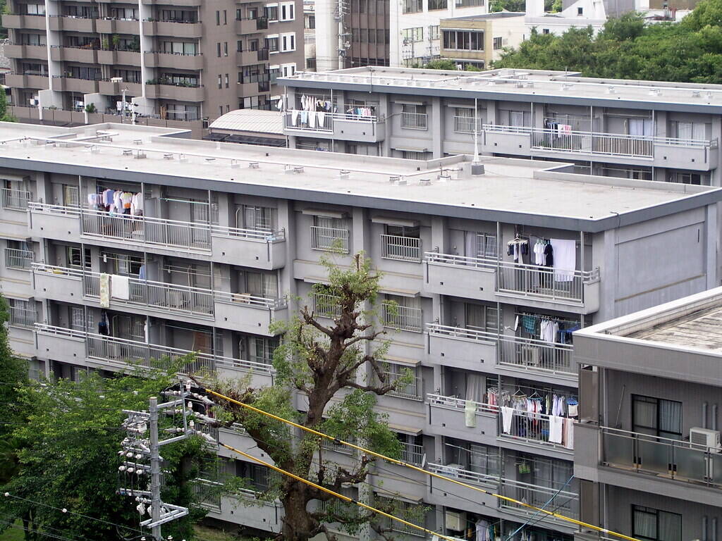 Apartman binası ve ortak yaşam alanı
