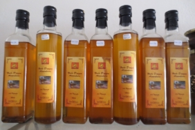 Argan yağı ve argan meyveleri