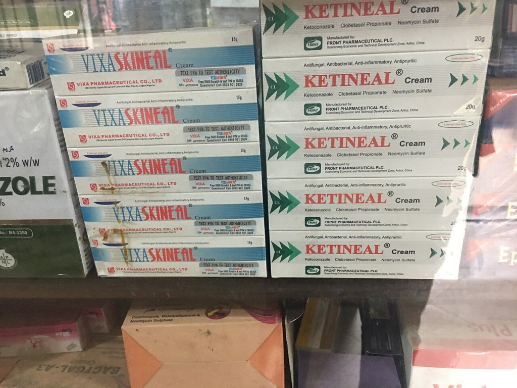 C vitamini serumu damlalıklı şişe