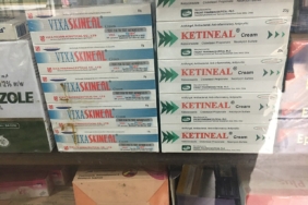 C vitamini serumu damlalıklı şişe